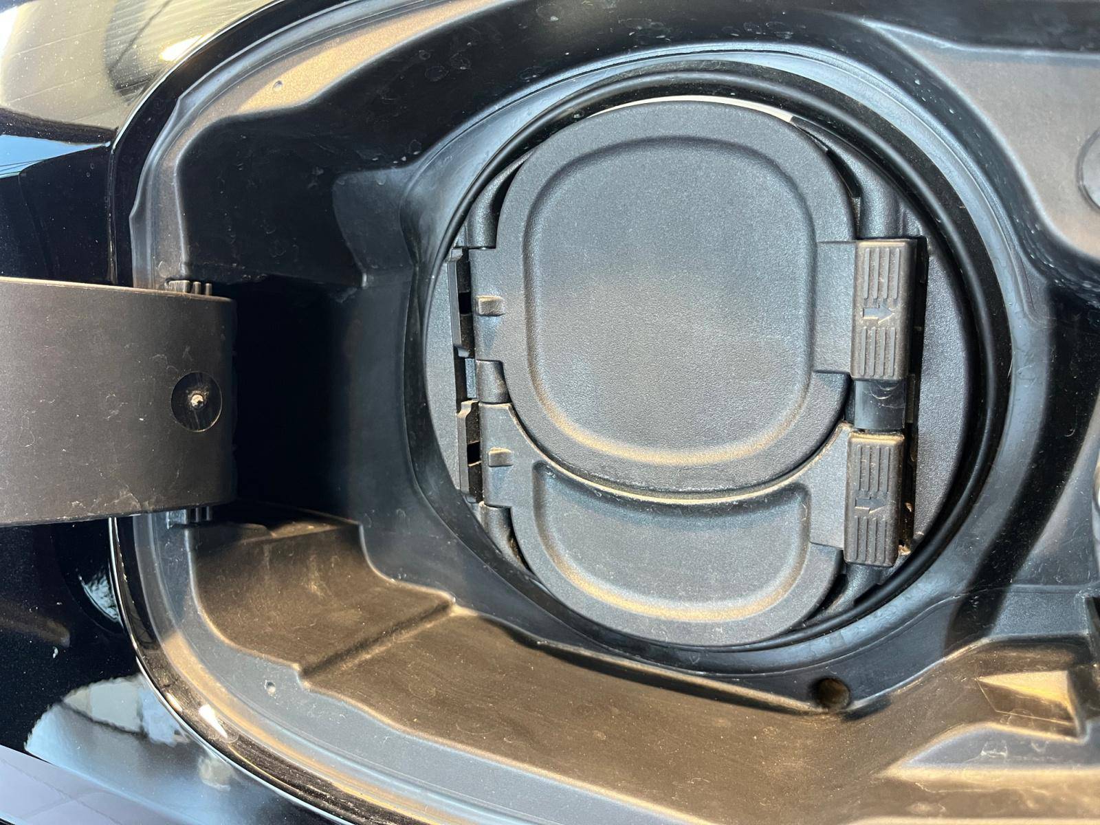 Image Mercedes-Benz GLC SUV GLC 300 de 4MATIC AMG Line  GLC 300de 4MATIC AMG Line