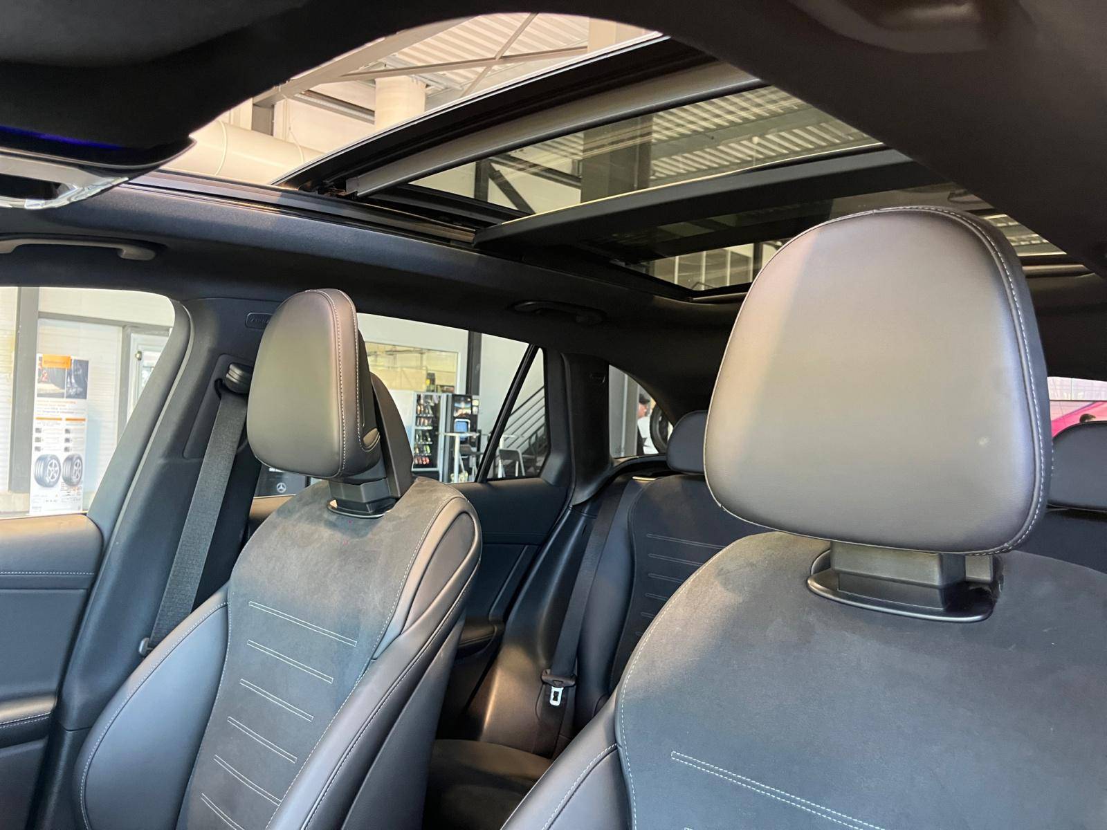 Image Mercedes-Benz GLC SUV GLC 300 de 4MATIC AMG Line  GLC 300de 4MATIC AMG Line