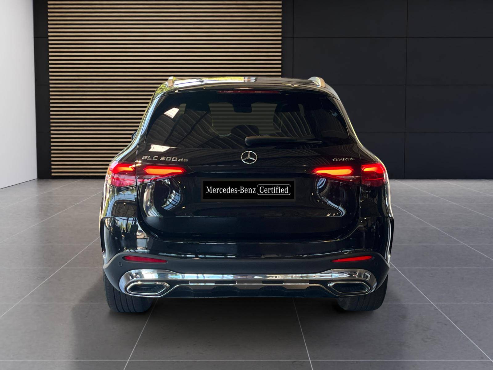 Image Mercedes-Benz GLC SUV GLC 300 de 4MATIC AMG Line  GLC 300de 4MATIC AMG Line