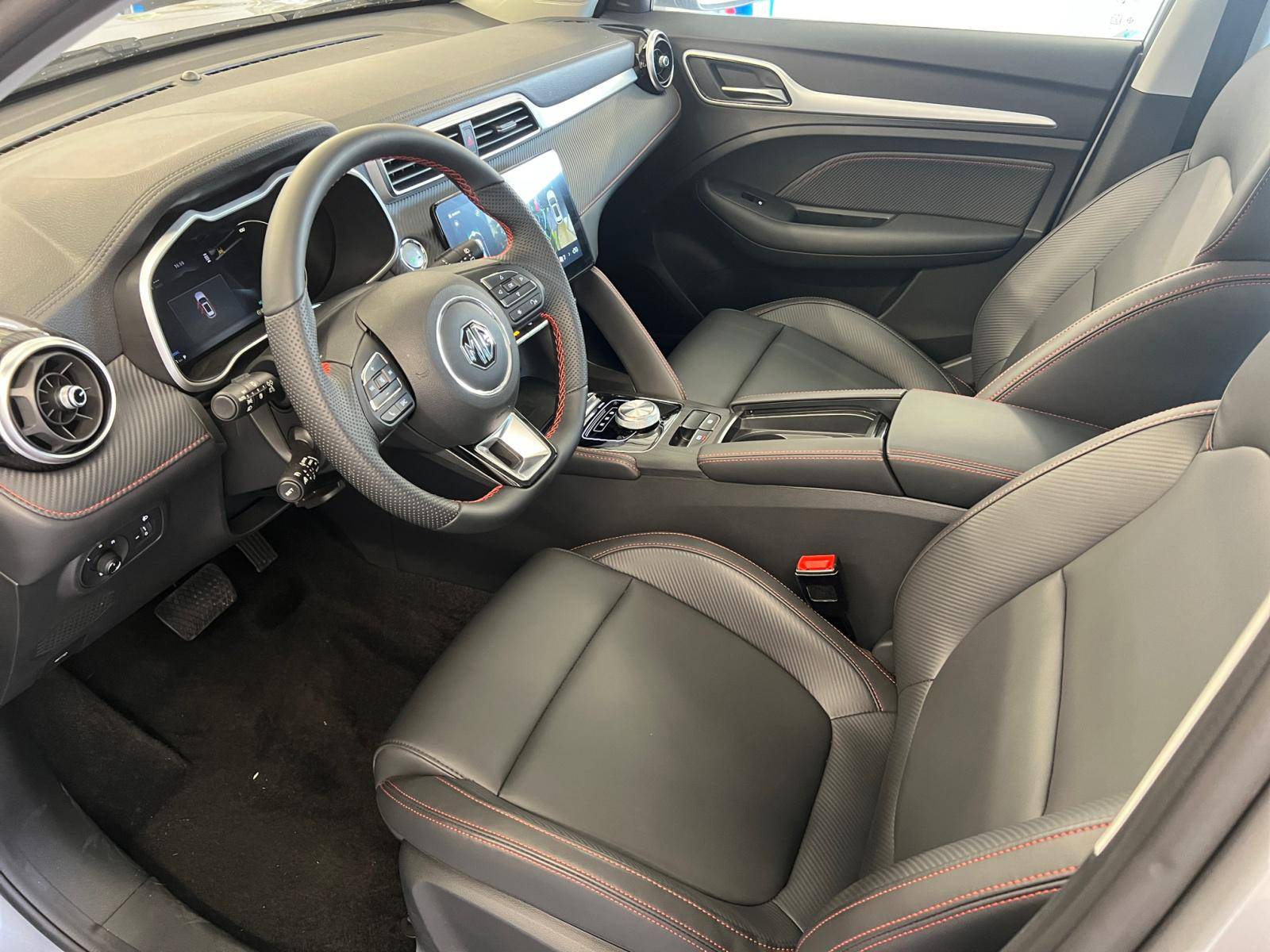 Image MG ZS Luxury 70kWh  ZS EV Autonomie Etendue 70kWh - 115 kW 2WD Luxury