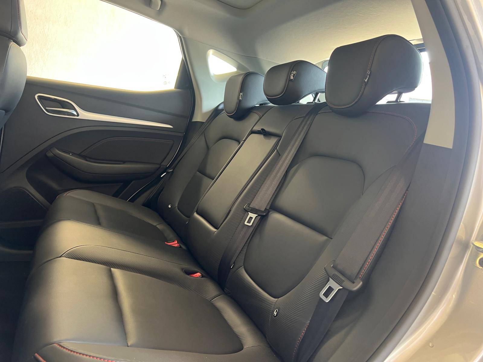 Image MG ZS Luxury 70kWh  ZS EV Autonomie Etendue 70kWh - 115 kW 2WD Luxury