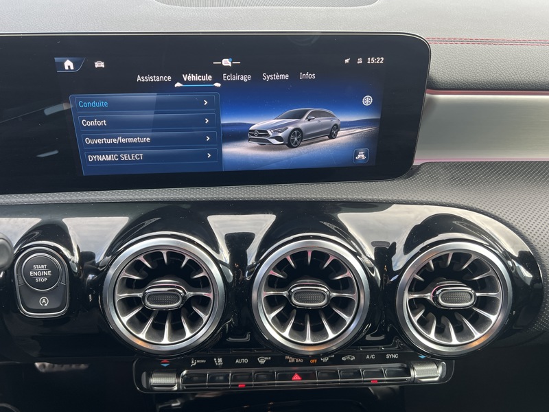 Image Mercedes-Benz CLA SHOOTING BRAKE CLA 200 Shooting Brake AMG Line  