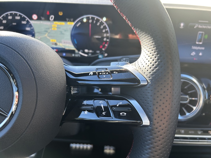 Image Mercedes-Benz GLA 250 e Hybrid EQ AMG Line  GLA 250 e Hybrid EQ AMG Line