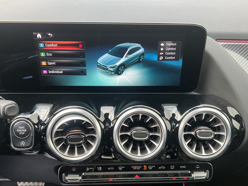 Image Mercedes-Benz GLA 200 d AMG Line AMG Line GLA 200 d 8G-DCT AMG Line