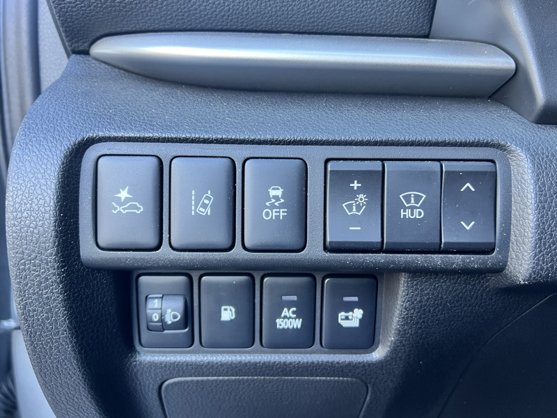 Image Mitsubishi ECLIPSE CROSS 2.4 Twin Motor 4WD Instyle  ECLIPSE CROSS PHEV INSTYLE