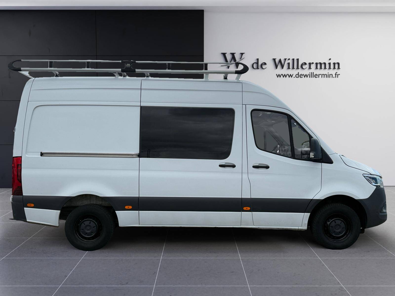 Image Mercedes-Benz SPRINTER 319 CDI Fourgon Toit sureleve Standard  SPRINTER FGN 319 CDI 37 3.5T PROPULSION