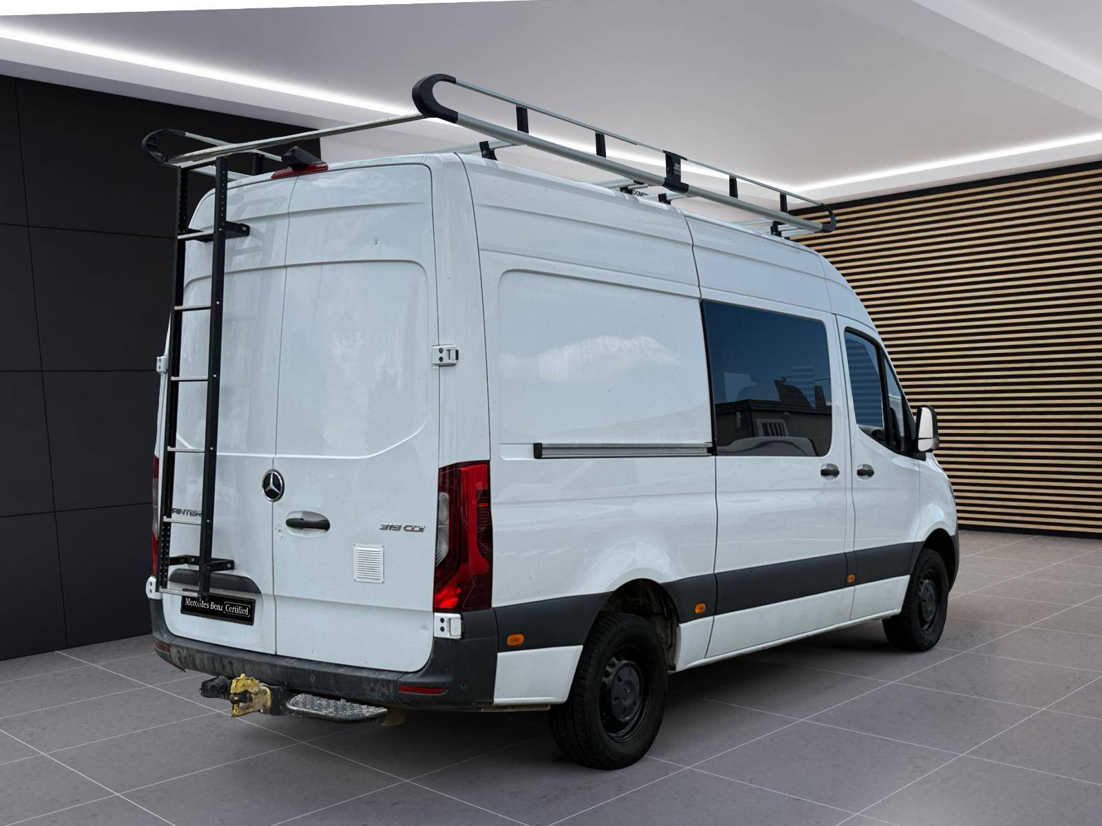 Image Mercedes-Benz SPRINTER 319 CDI Fourgon Toit sureleve Standard  SPRINTER FGN 319 CDI 37 3.5T PROPULSION