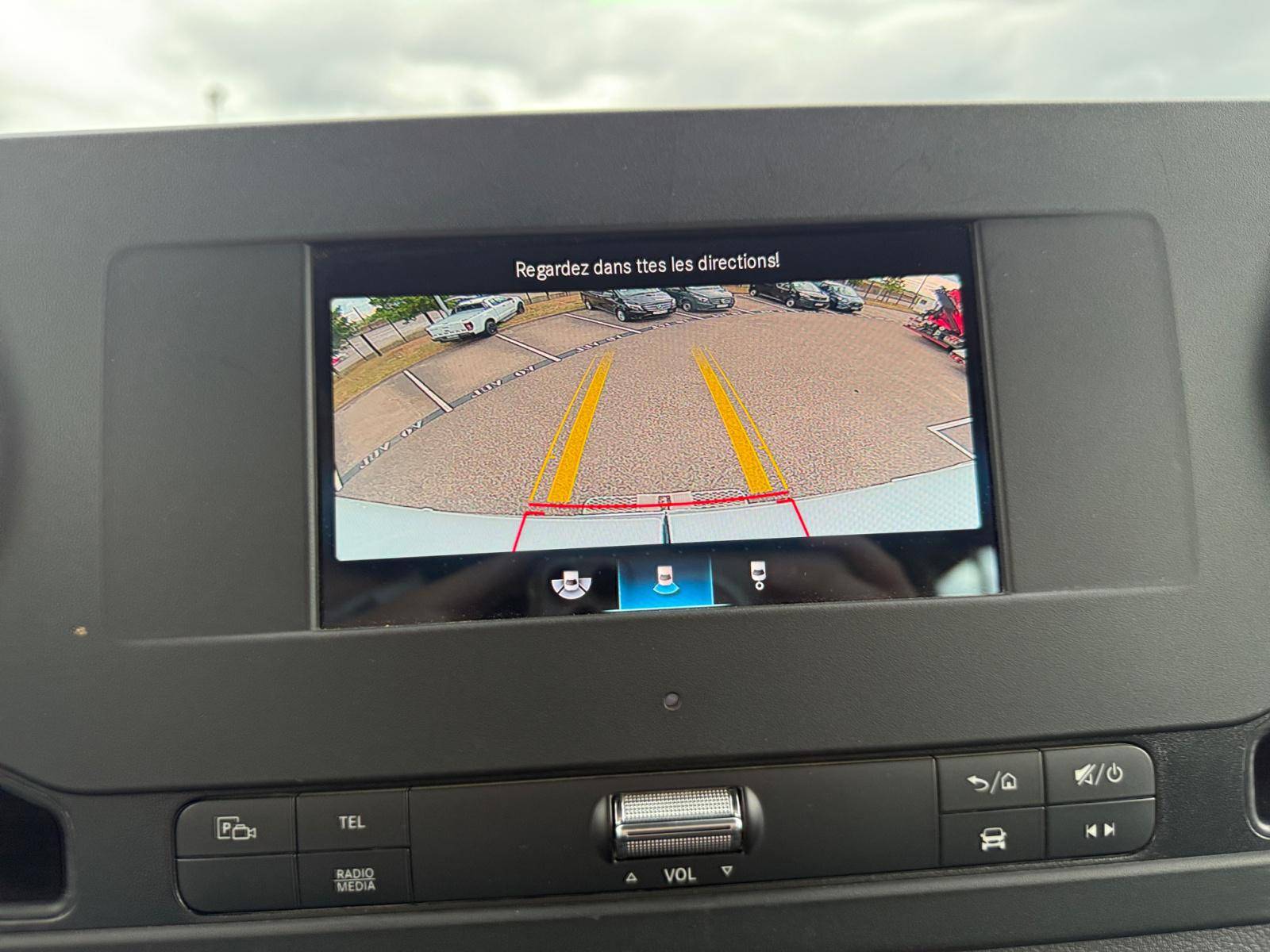 Image Mercedes-Benz SPRINTER 314 CDI Fourgon Toit sureleve Standard  SPRINTER FGN 314 CDI 37 3.5T PROPULSION