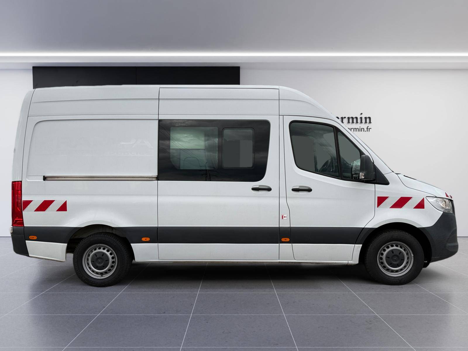 Image Mercedes-Benz SPRINTER 314 CDI Fourgon Toit sureleve Standard  SPRINTER FGN 314 CDI 37 3.5T PROPULSION