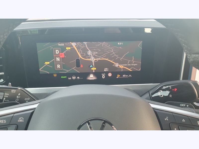 Image Volkswagen PASSAT VARIANT 1.5 eTSI 110 kW R-Line  1.5 150 ch DSG7