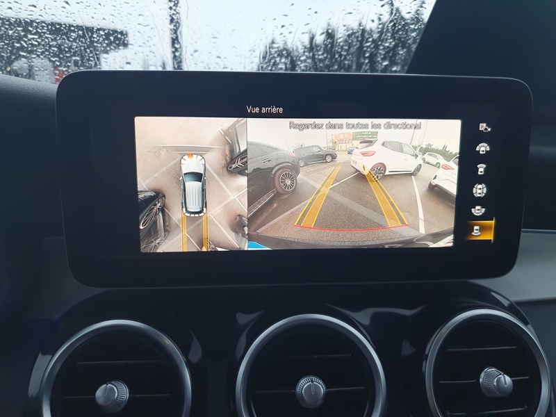 Image Mercedes-Benz GLC SUV GLC 300 d 4MATIC SUV AMG Line  