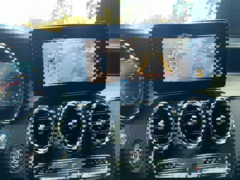 Image Mercedes-Benz GLC SUV GLC 300 d 4MATIC SUV AMG Line  