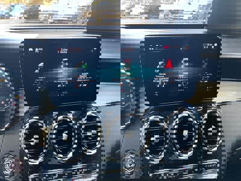 Image Mercedes-Benz GLC SUV GLC 300 d 4MATIC SUV AMG Line  