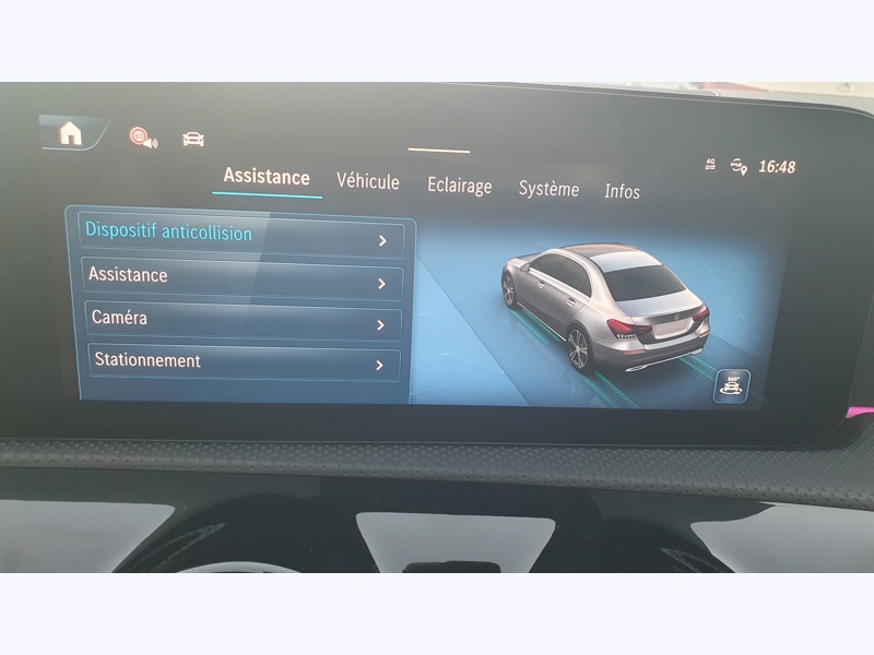 Image Mercedes-Benz CLASSE A 200 d Berline AMG Line  