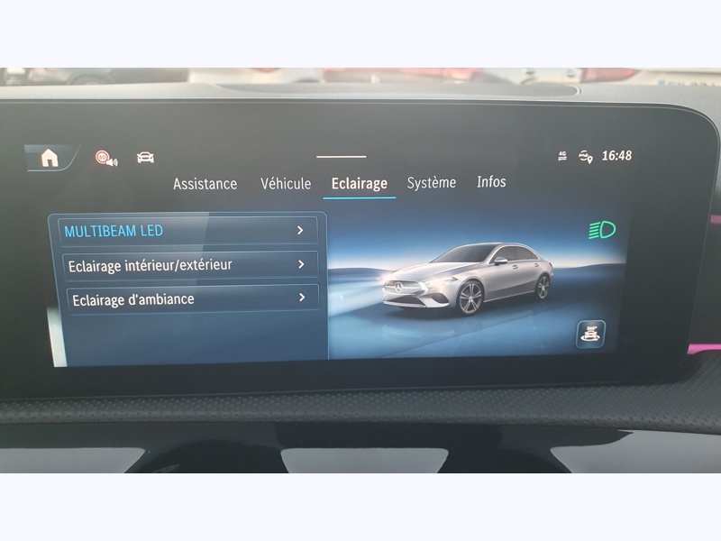 Image Mercedes-Benz CLASSE A 200 d Berline AMG Line  