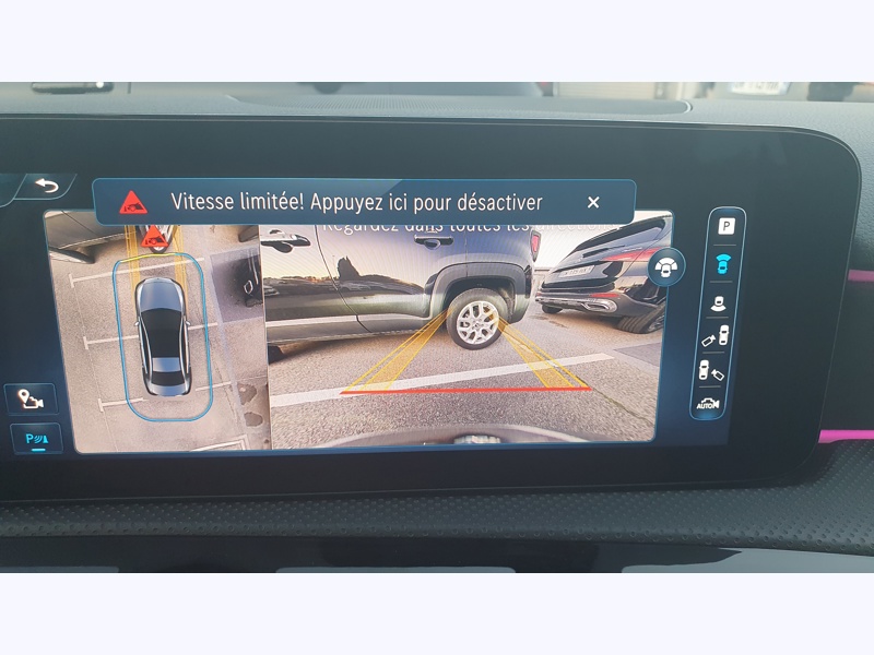 Image Mercedes-Benz CLASSE A 200 d Berline AMG Line  