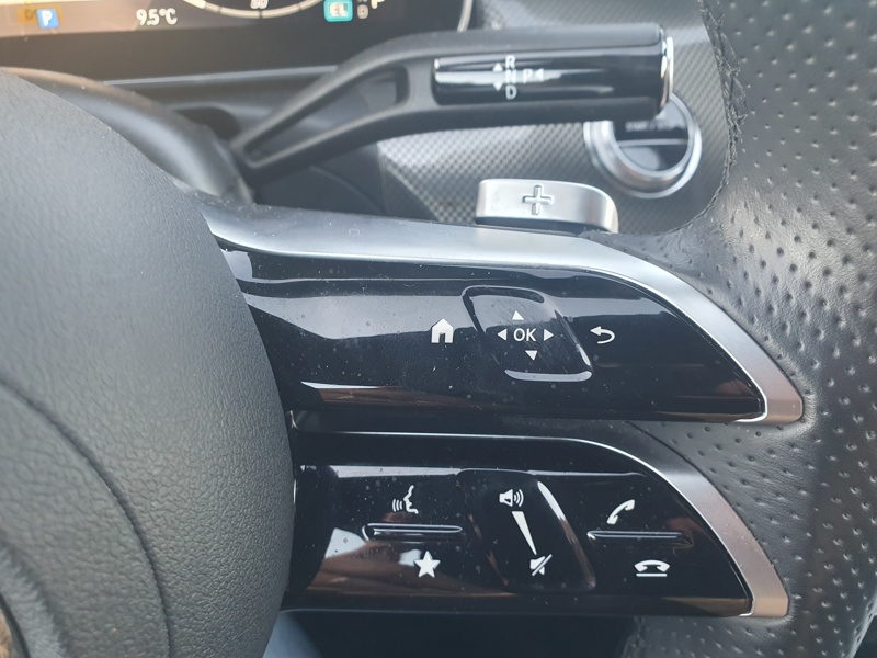 Image Mercedes-Benz CLASSE C BERLINE Classe C 300 e Hybrid EQ Berline AMG Line  Classe C 300 e Hybrid EQ Berline AMG Line