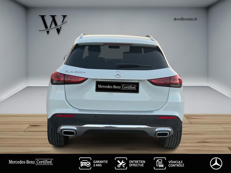 Image Mercedes-Benz GLA 200 d  Progressive Line 8G-DCT  