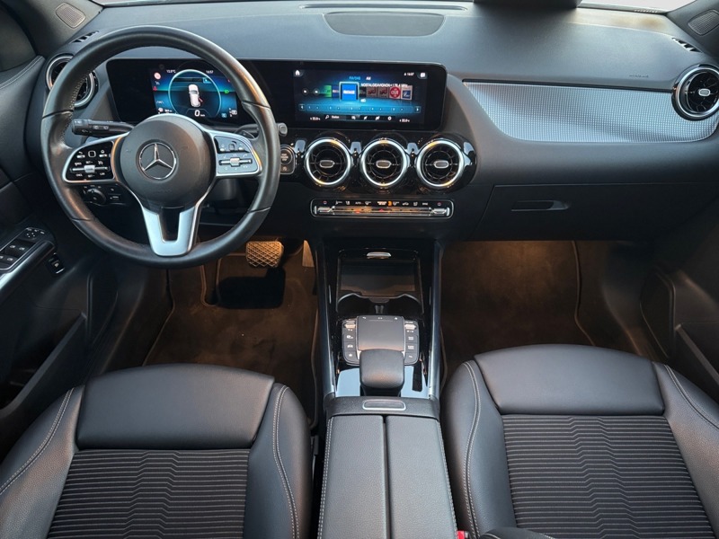 Image Mercedes-Benz GLA 200 d  Progressive Line 8G-DCT  