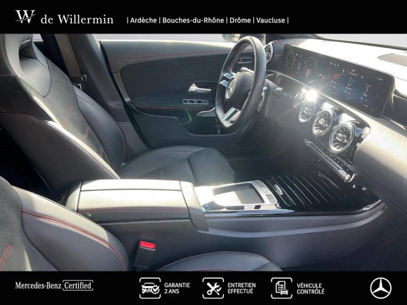 Image Mercedes-Benz CLA SHOOTING BRAKE CLA 200 d Shooting Brake AMG Line  CLA 200 d Shooting Brake AMG Line