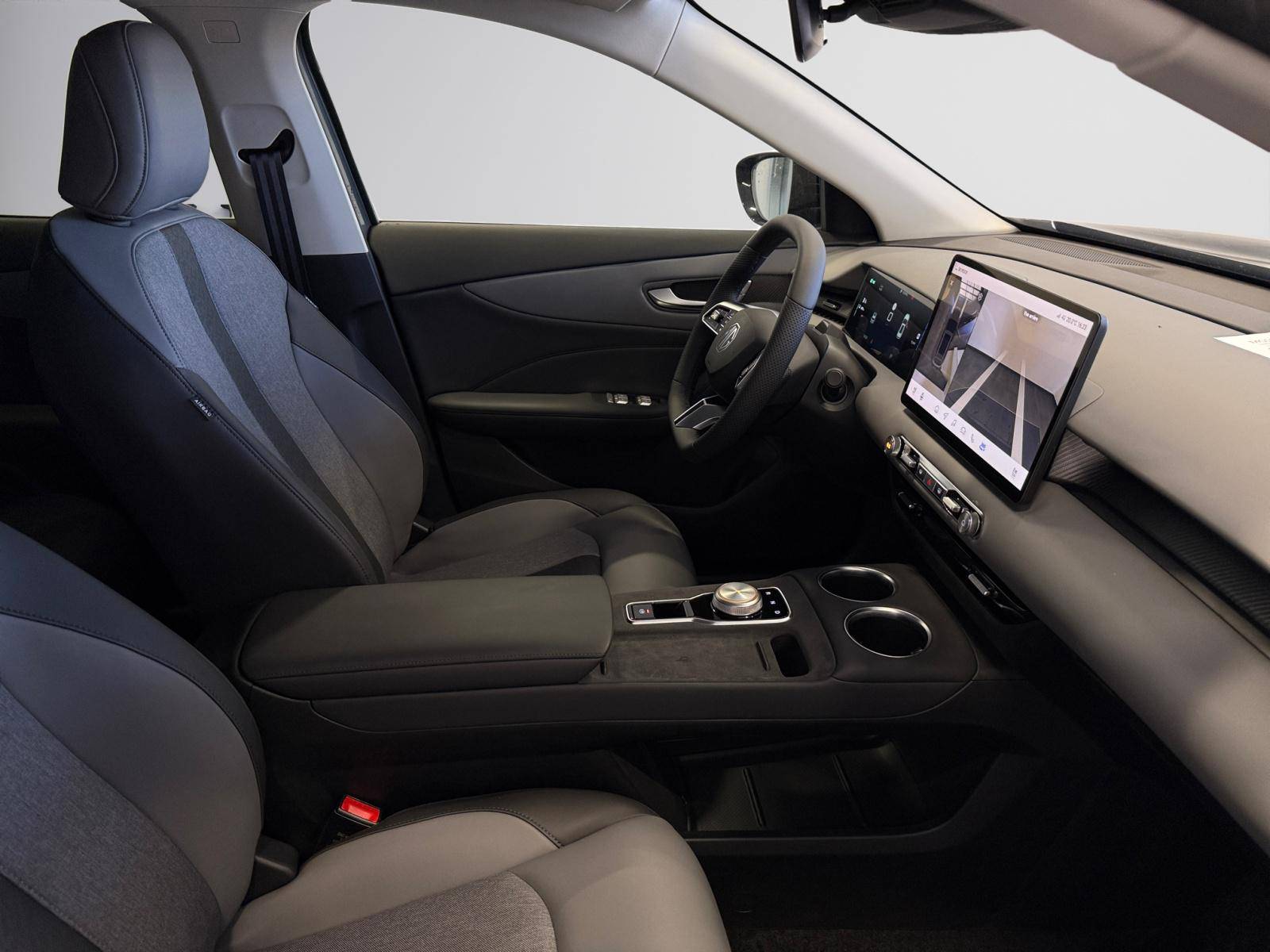 Image MG MGS5 EV Luxury 64KWH  MGS5 EV 64 KWH LUXURY