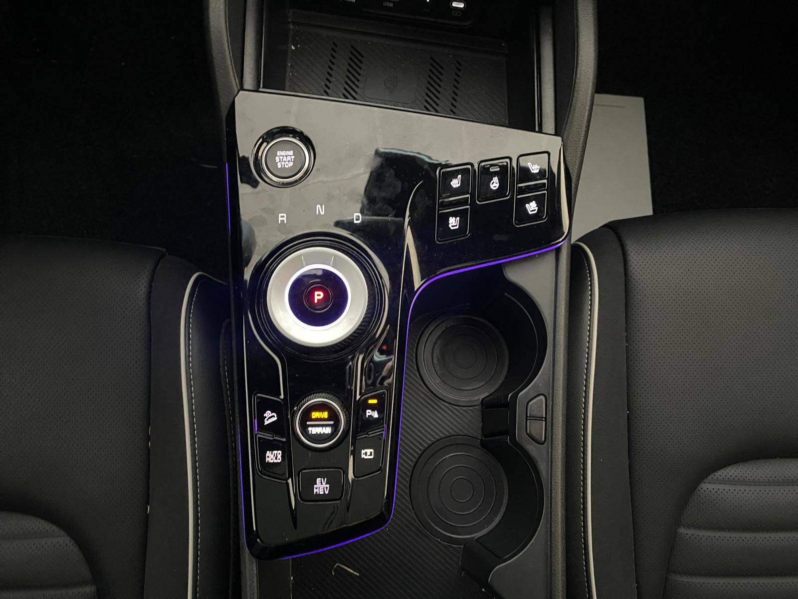 Image Kia SPORTAGE 1.6 T-GDI 265 PHEV AUTO 4WD GT-LINE PREM  1.6 265 ch BVA6