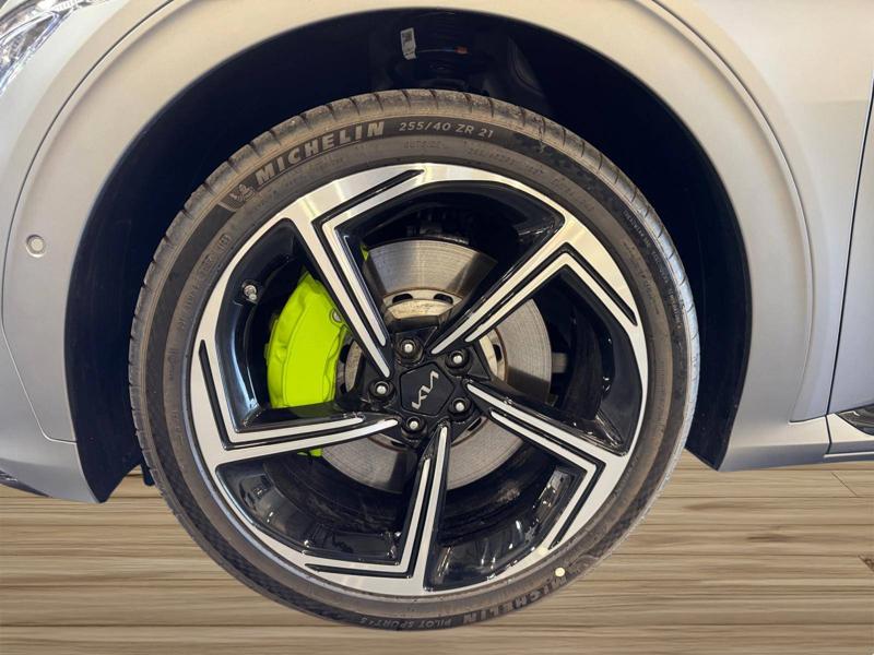 Image Kia EV6 GT 4WD   585 ch 