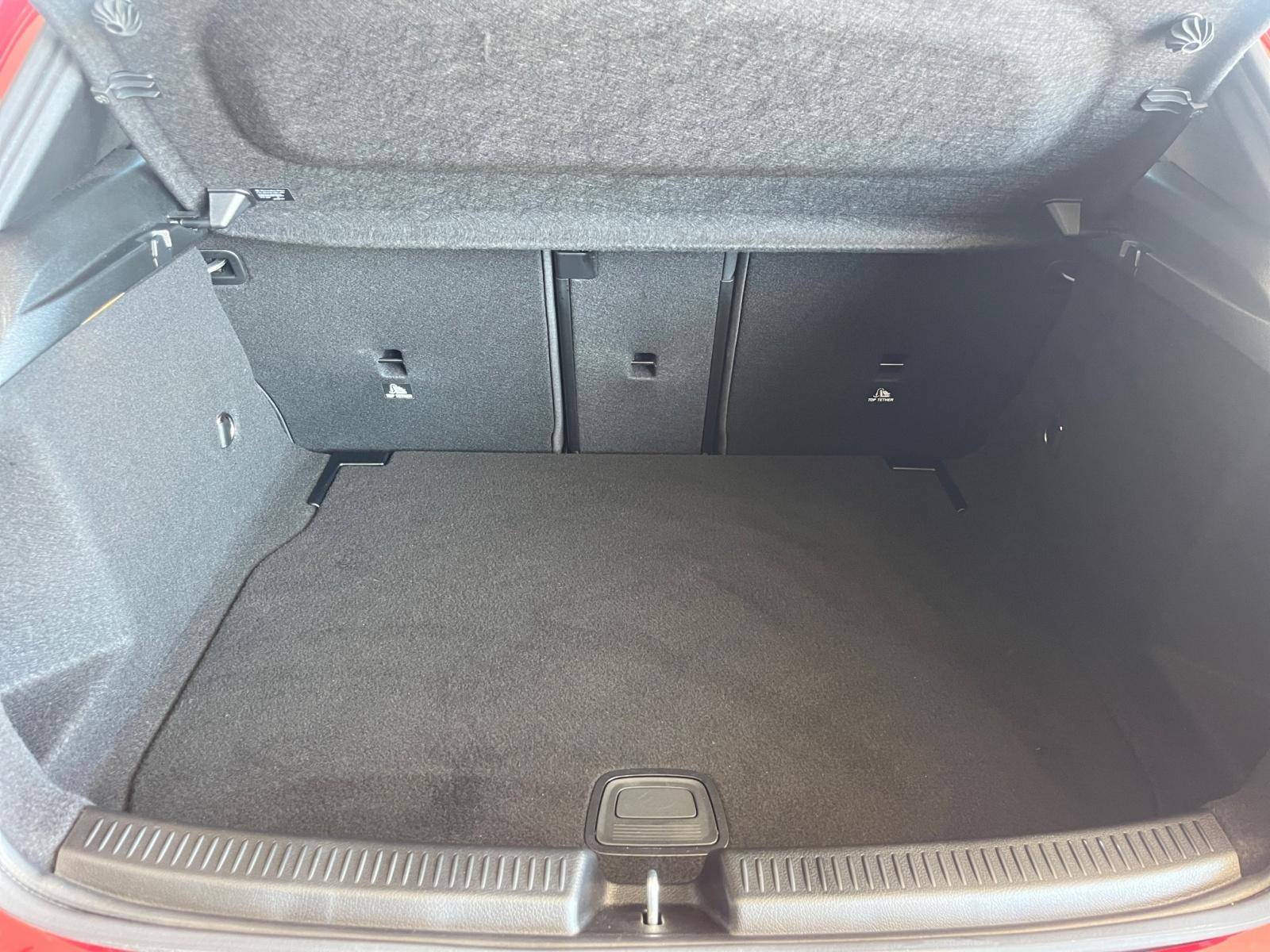 Image Mercedes-Benz CLASSE A 180 d AMG Line  Classe A 180 d AMG Line