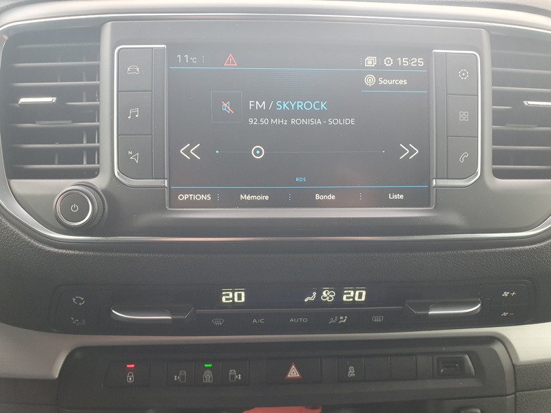 Image Peugeot TRAVELLER 2.0 BLUEHDI 180 S&S EAT6 STANDARD ALLURE  2.0 177 ch EAT6