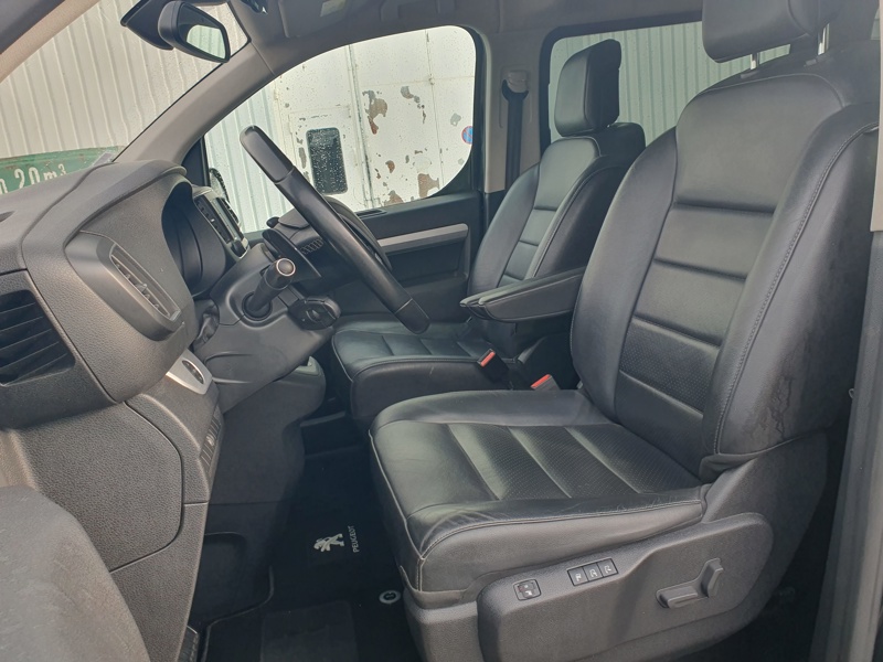 Image Peugeot TRAVELLER 2.0 BLUEHDI 180 S&S EAT6 STANDARD ALLURE  2.0 177 ch EAT6