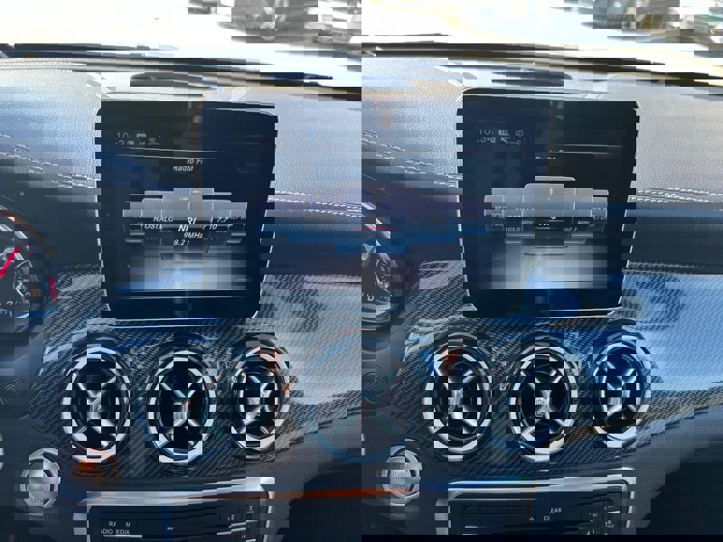 Image Mercedes-Benz CLA SHOOTING BRAKE Shooting Brake CLA 220 d Starlight Edition Urban 