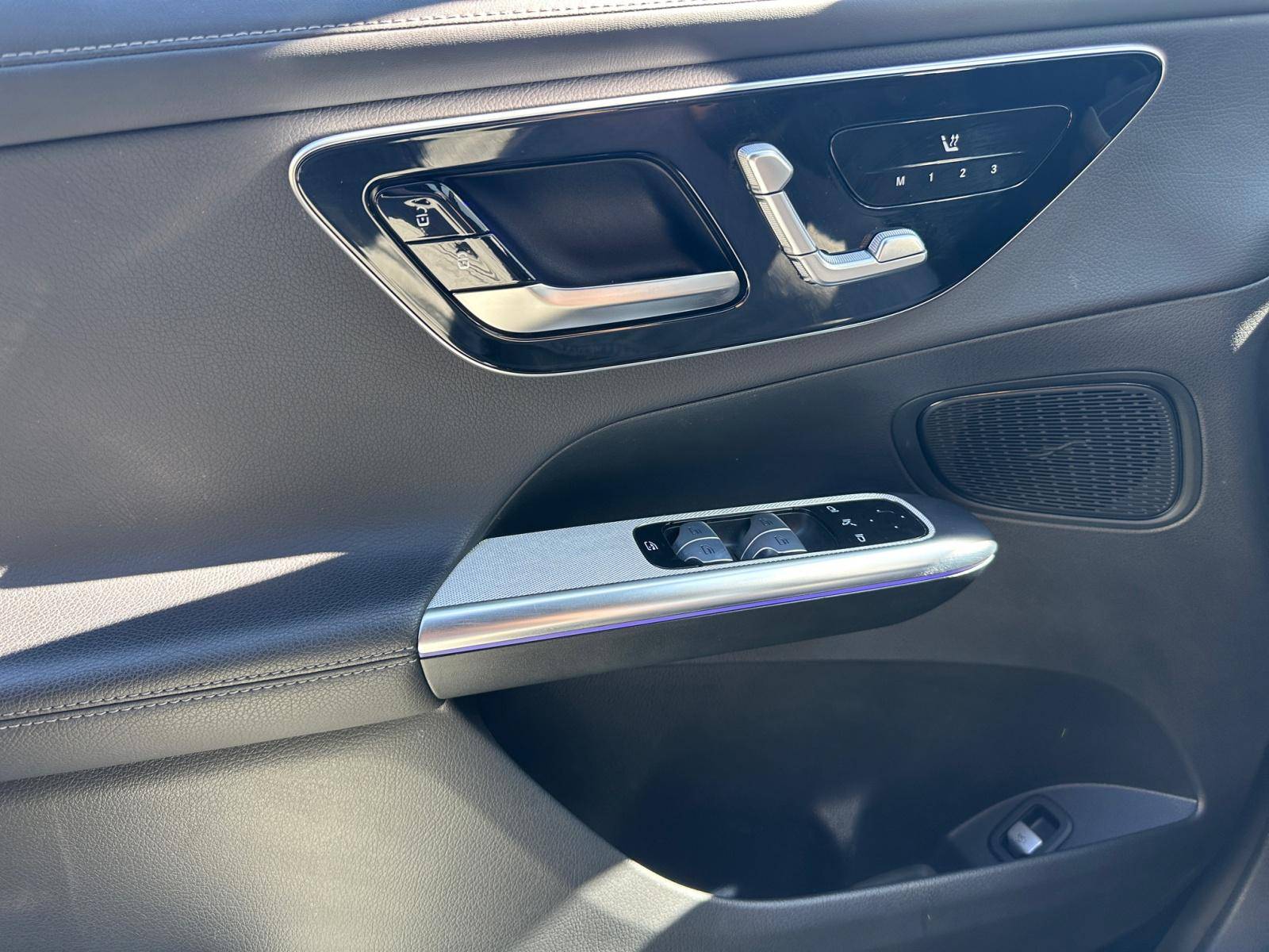 Image Mercedes-Benz GLC SUV GLC 300 de Hybrid EQ 4MATIC AMG Line  GLC 300 de 9G-Tronic 4Matic AMG Line