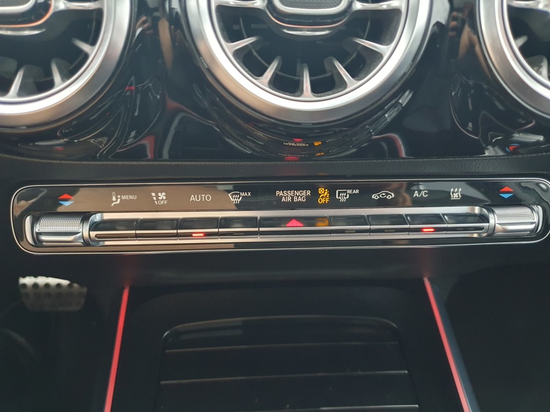 Image Mercedes-Benz EQA 250+ AMG Line  EQA 250+ AMG Line