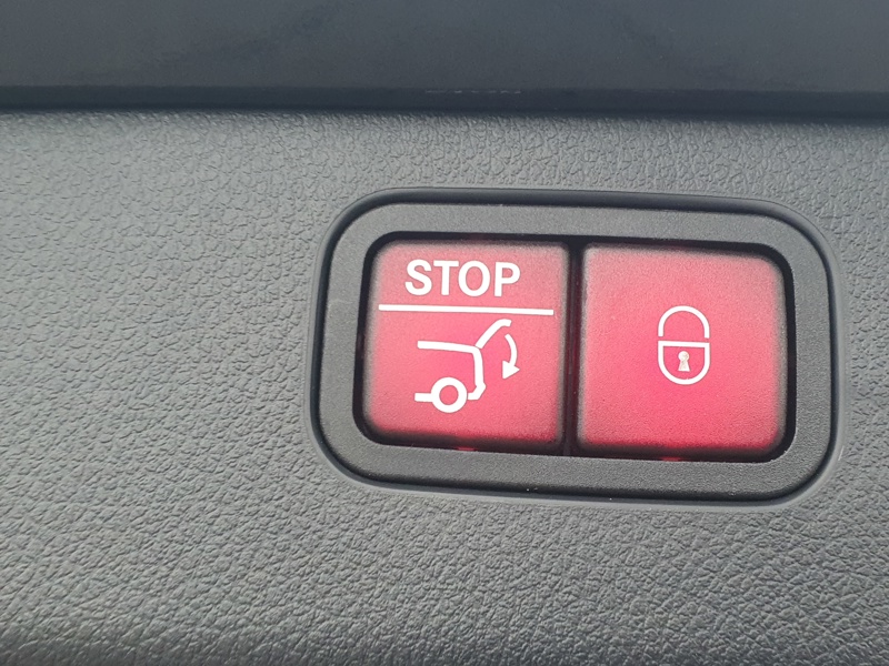 Image Mercedes-Benz CLASSE C BREAK Classe C 300 e Break AMG line  Classe C 300 e Hybrid EQ Break AMG Line