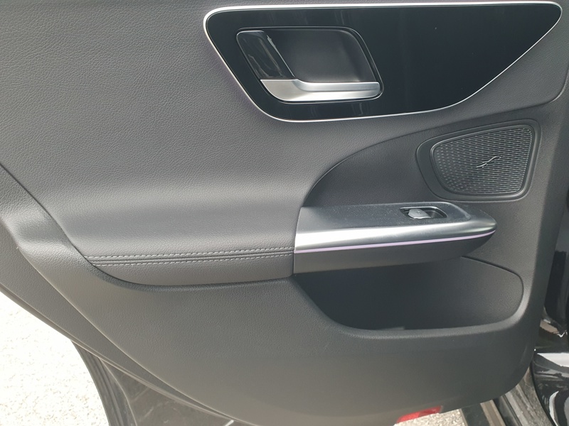 Image Mercedes-Benz CLASSE C BREAK Classe C 300 e Break AMG line  Classe C 300 e Hybrid EQ Break AMG Line