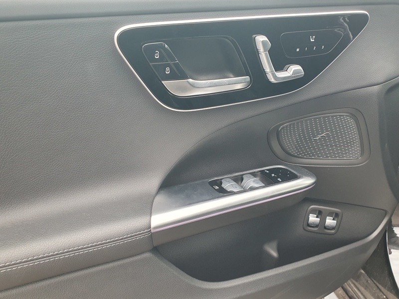 Image Mercedes-Benz CLASSE C BREAK Classe C 300 e Break AMG line  Classe C 300 e Hybrid EQ Break AMG Line