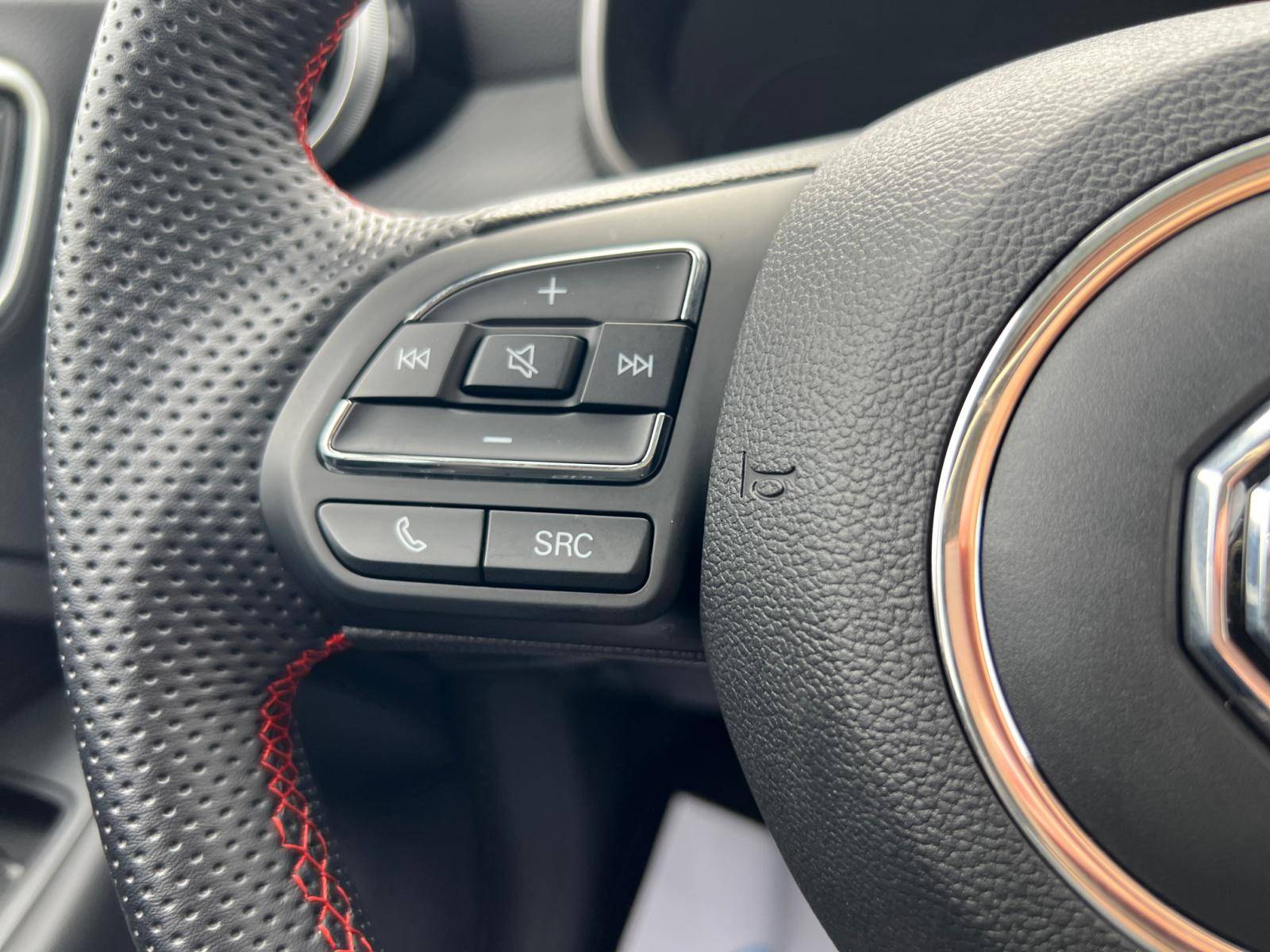 Image MG ZS 1.0L T-GDI 111ch BVM6 Luxury  ZS 1.0L T-GDI 111ch 2WD BVA6 Luxury