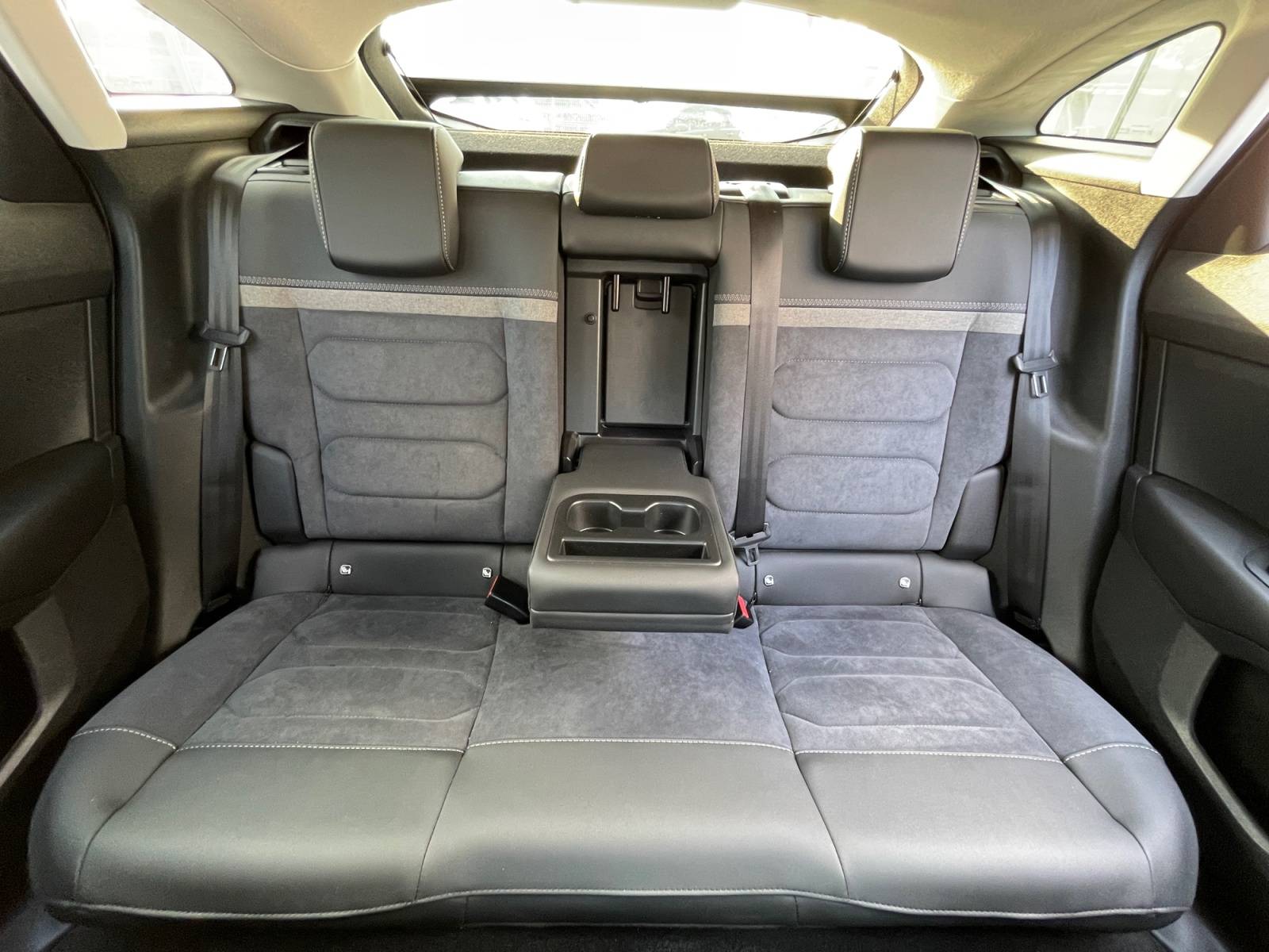 Image Citroën C4 BERLINE Max  1.5 131 ch BVA8