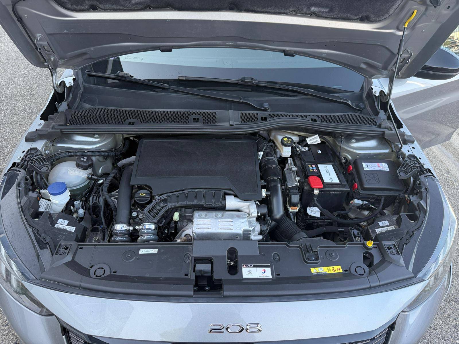 Image Peugeot 208 PureTech 100 S&S EAT8 GT Line  1,2 PURE TECH