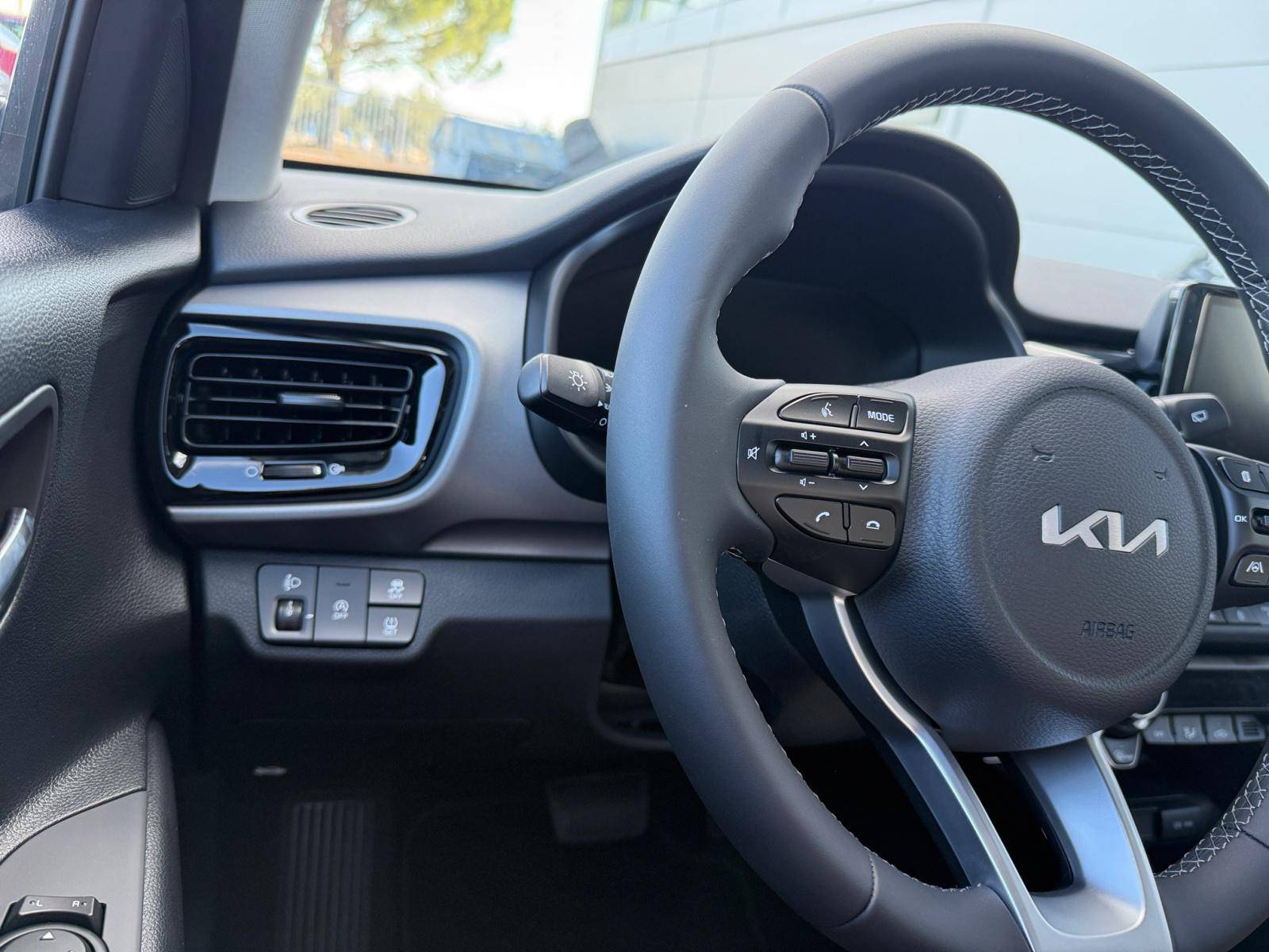 Image Kia STONIC 1.0 T-GDI 100 ACTIVE DCT7  STONIC ACTIVE 100 DCT MY25B