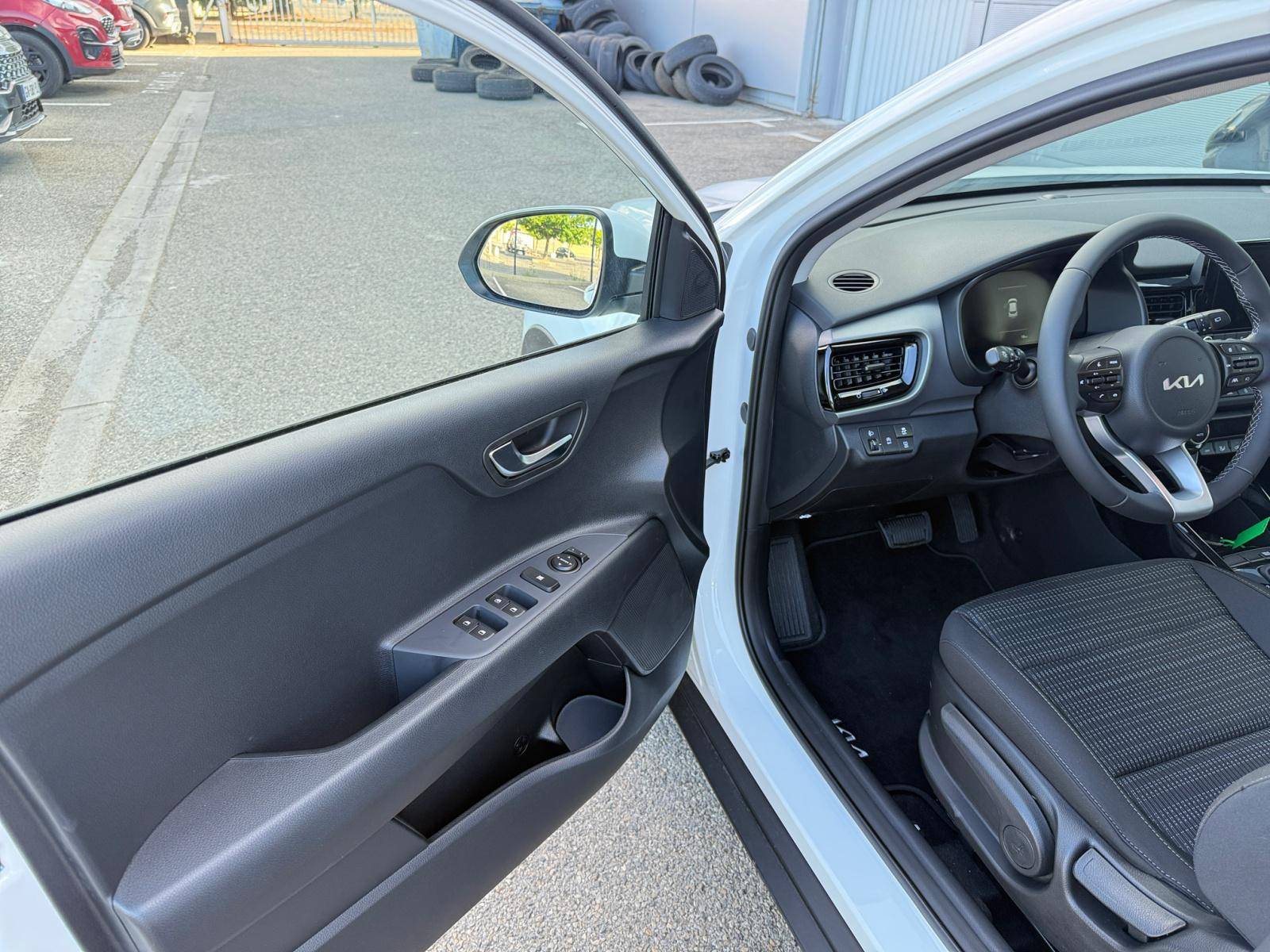 Image Kia STONIC 1.0 T-GDI 100 ACTIVE DCT7  STONIC ACTIVE 100 DCT MY25B