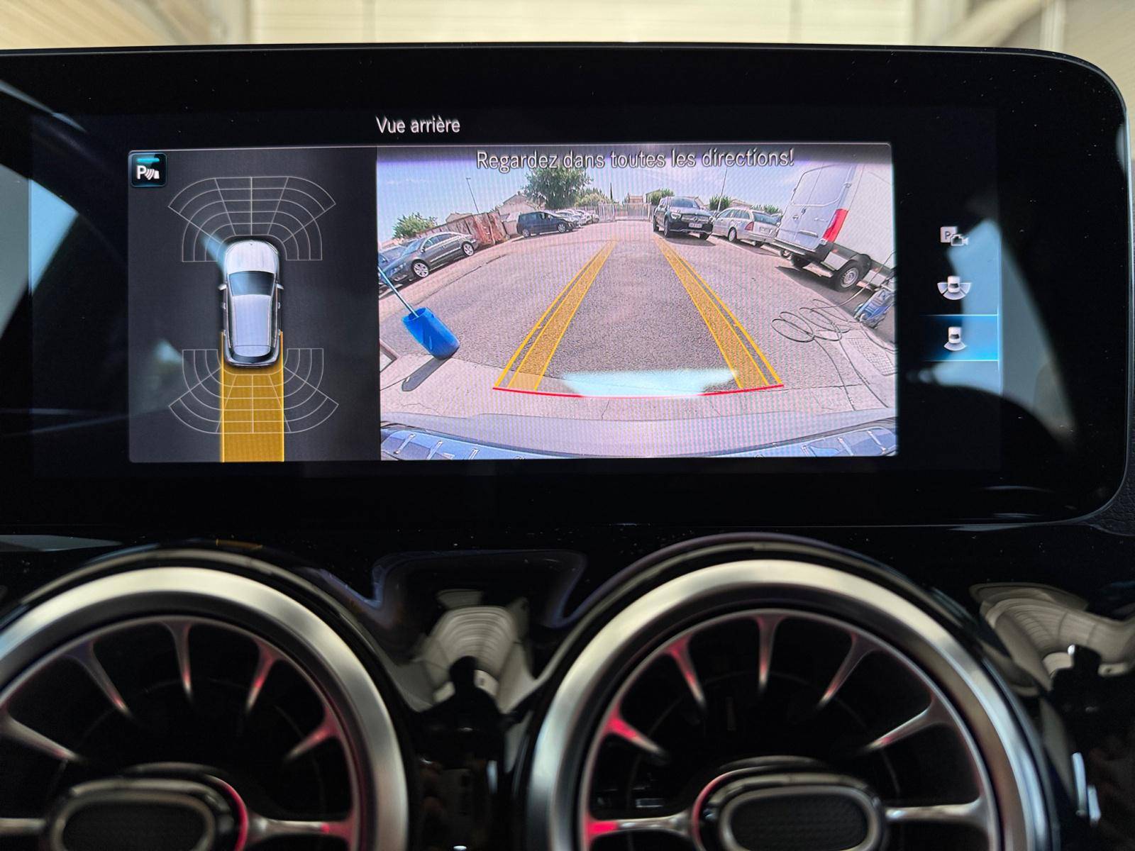 Image Mercedes-Benz EQA 250 Limited Edition  EQA 250 190 ch Limited Edition