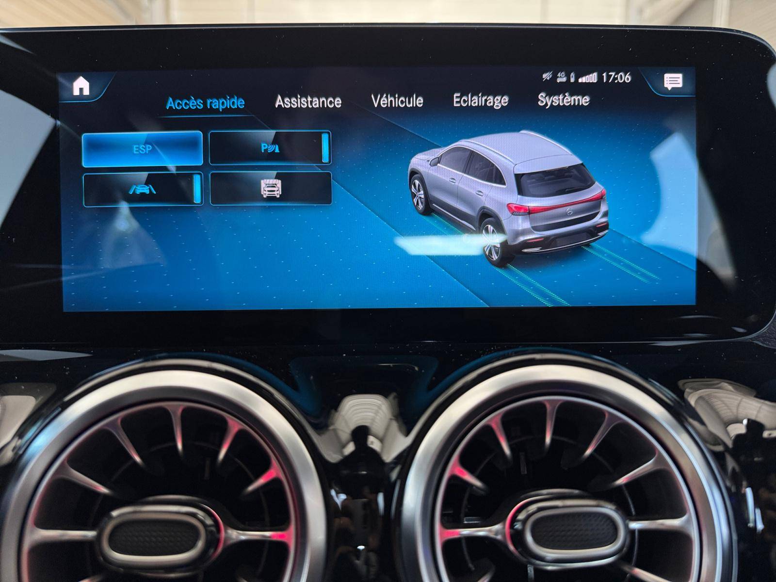 Image Mercedes-Benz EQA 250 Limited Edition  EQA 250 190 ch Limited Edition