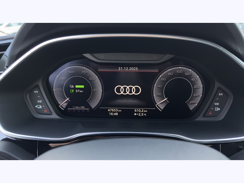 Image Audi Q3 SPORTBACK 45 TFSI e S line  1.4 245 ch S-tronic6