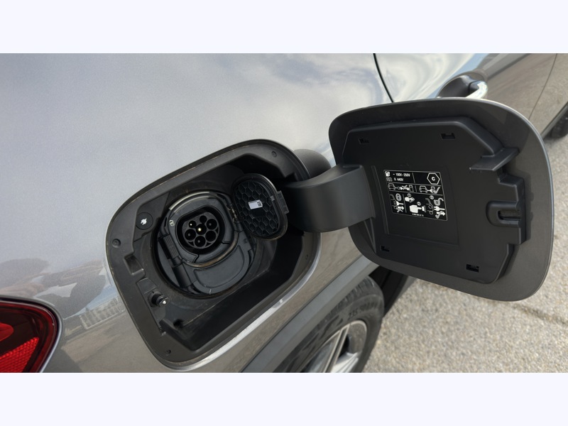 Image Mercedes-Benz GLA 250 e AMG Line  