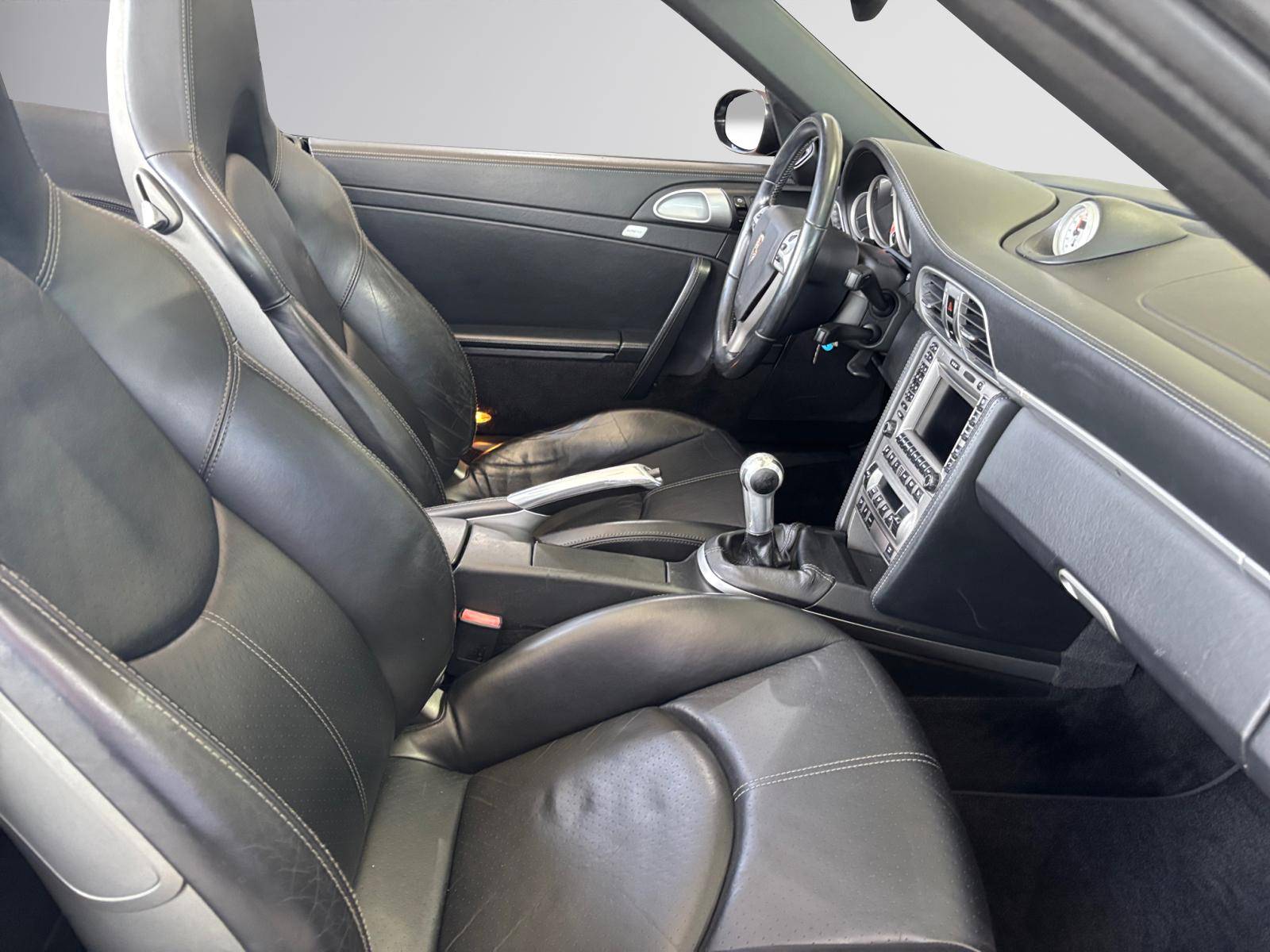 Image Porsche 911 Carrera 4 S Cabrio  3.8 355 ch 