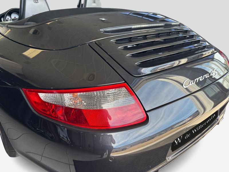 Image Porsche 911 Carrera 4 S Cabrio  3.8 355 ch 