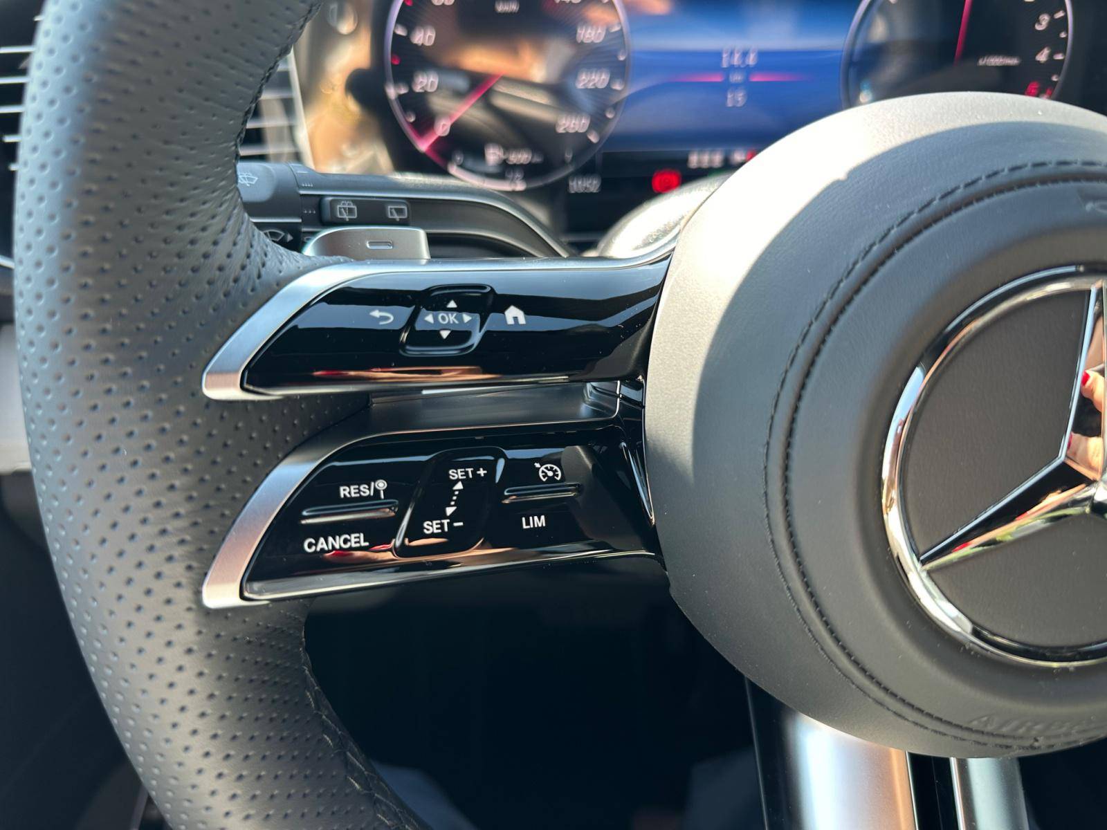 Image Mercedes-Benz GLE 350 de Hybrid EQ 4MATIC AMG Line  GLE 350 de Hybrid EQ 4MATIC AMG Line