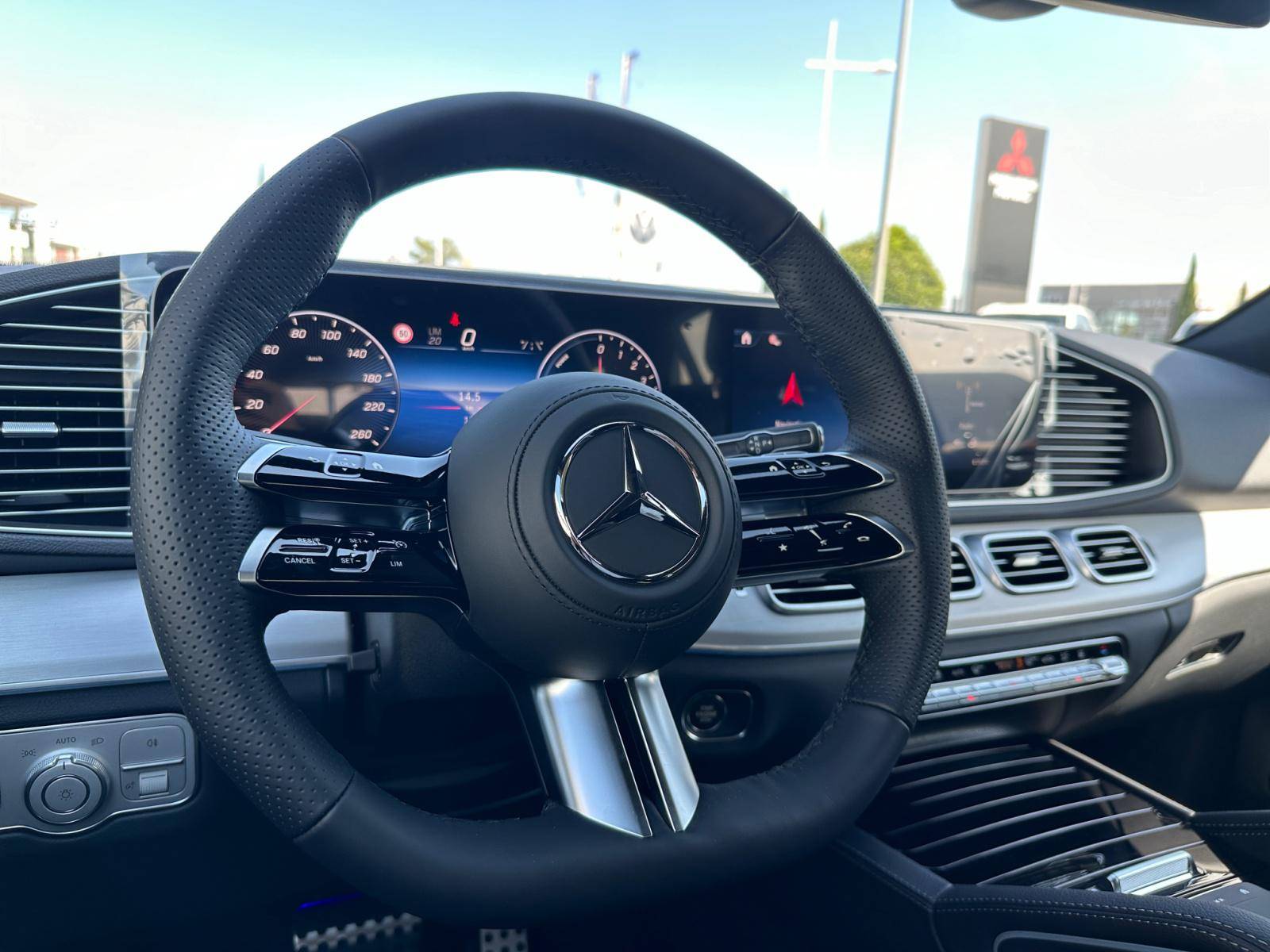 Image Mercedes-Benz GLE 350 de Hybrid EQ 4MATIC AMG Line  GLE 350 de Hybrid EQ 4MATIC AMG Line