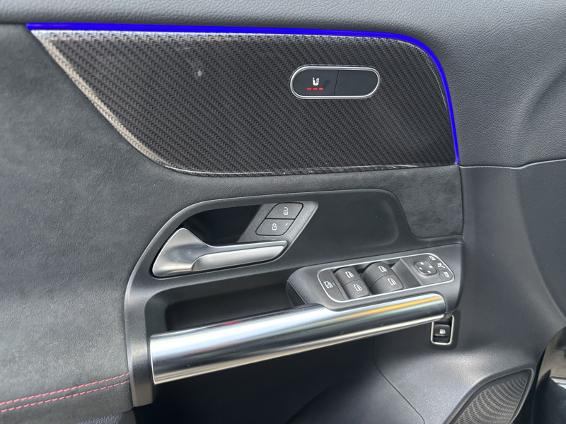 Image Mercedes-Benz GLA 250 e AMG Line  